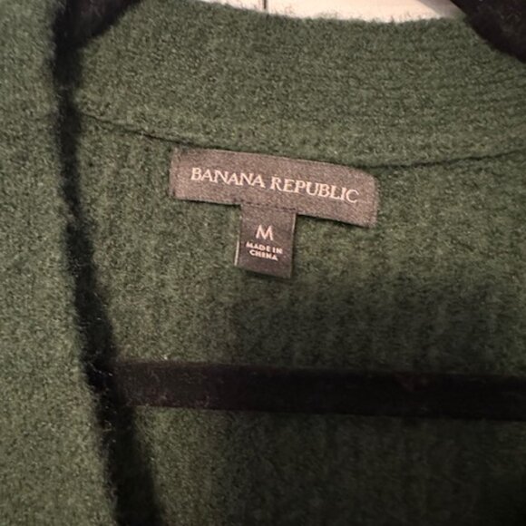 Banana Republic Cardigan Sweater - Picture 2 of 4